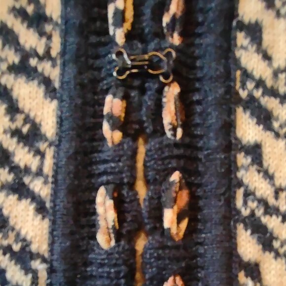 Breckenridge Petite Animal Print Cardigan Sweater Size Large Petite - Picture 7 of 11